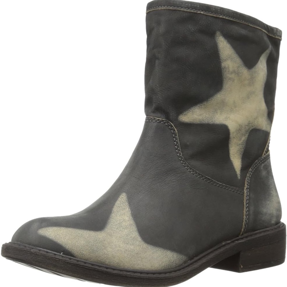 Lucky Brand LK Nitroh Distressed Leather Ankle Boots, size 9.5